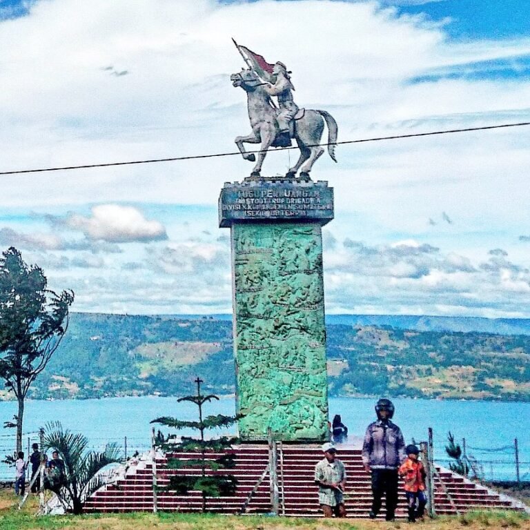 Cj S LRUoAAbiww 768x768