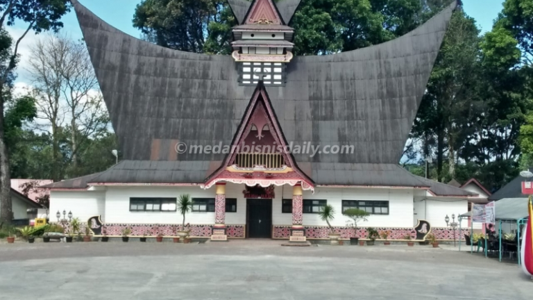 Gedung Nasional Djauli Manik10