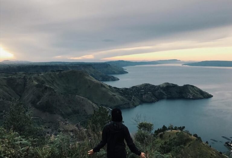bukit gajah bobok3 768x523