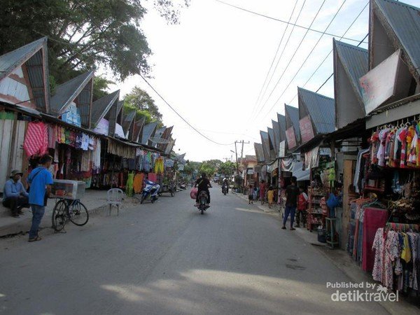 dev cari oleh oleh di pulau samosir ini tempatnya