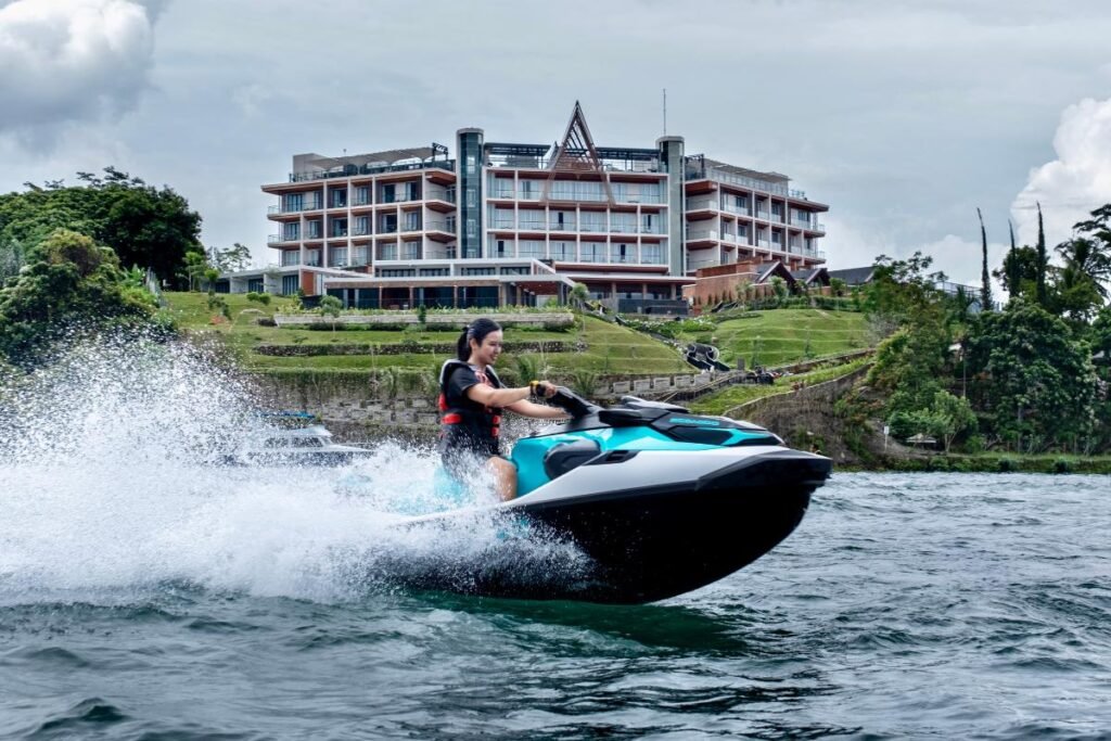jetski at marianna resort 1024x683