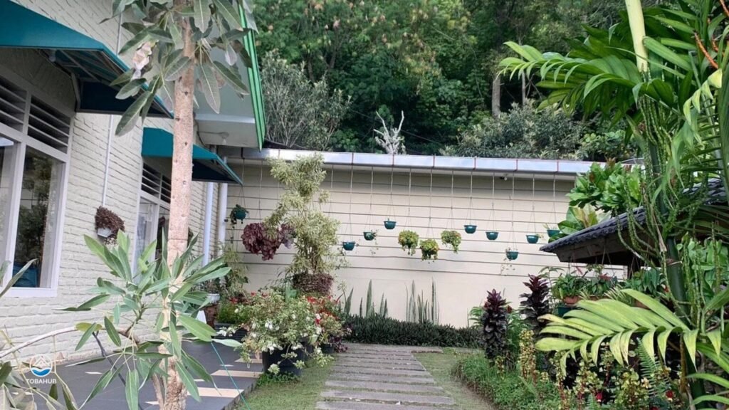 biwa cafe resto di parapat2 1024x576