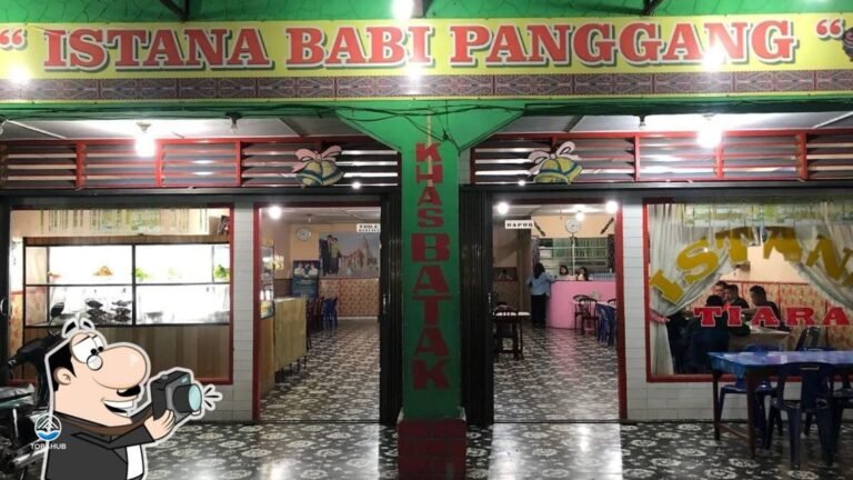 istana babi panggang di parapat 768x432